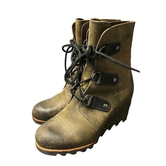 Sorel Women's Size 8 Joan of Arctic Wedge II Quarry Green Grey Black Booties - Picture 1 of 7